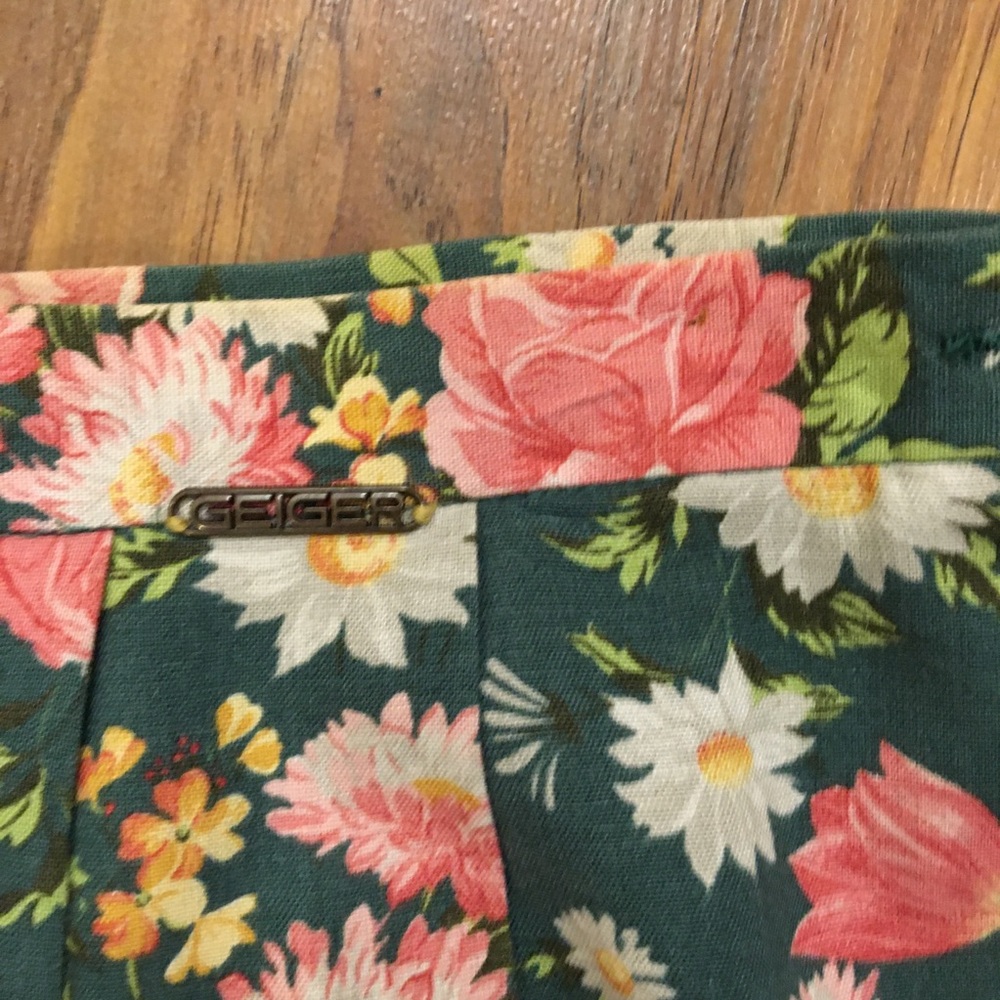Geiger Vintage Floral Pleated Skirt - Picture 5 of 8